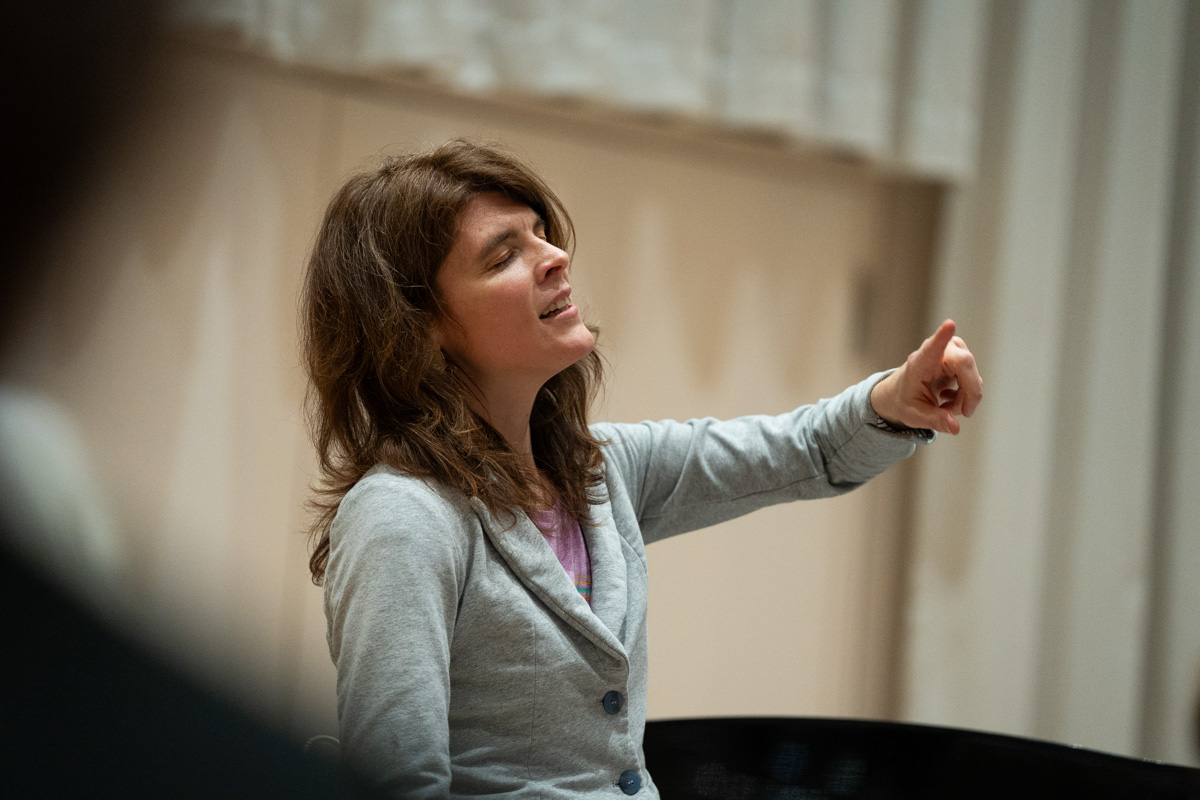 Timea Djerdj, Chorleiterin von KlangArt Freiburg